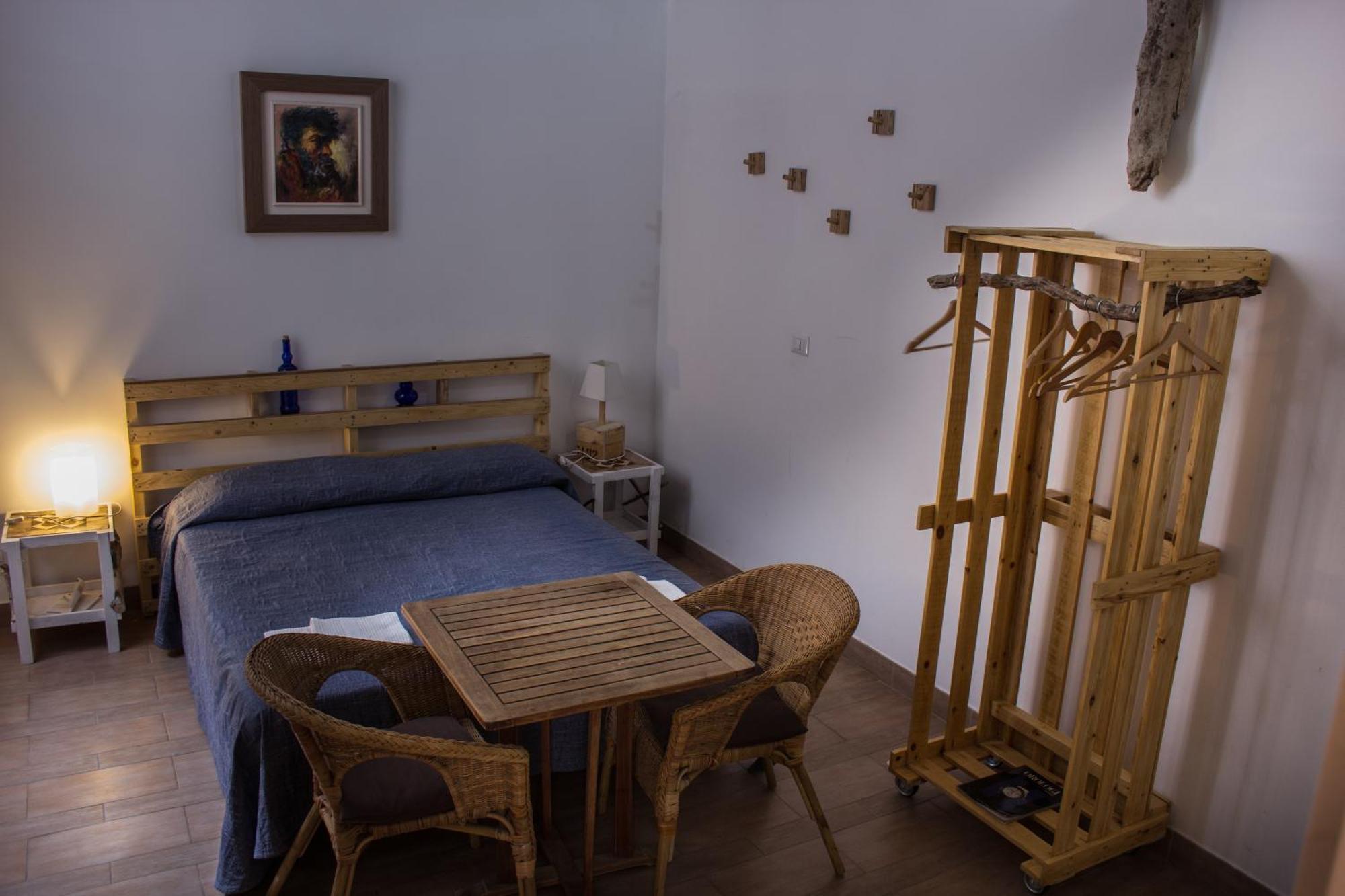4 Camere A Trani Δωμάτιο φωτογραφία