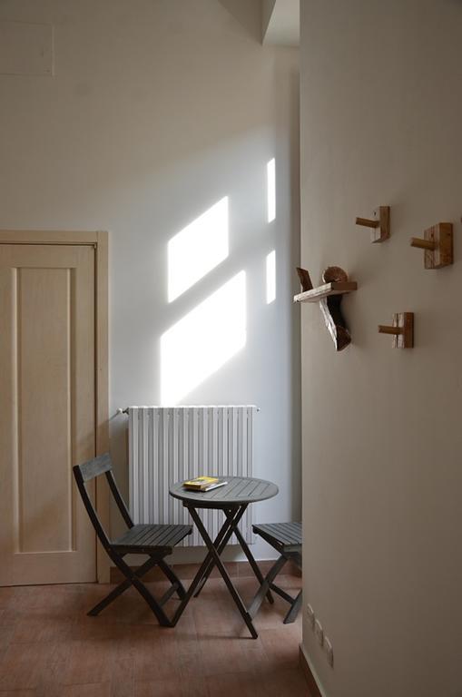 4 Camere A Trani Δωμάτιο φωτογραφία